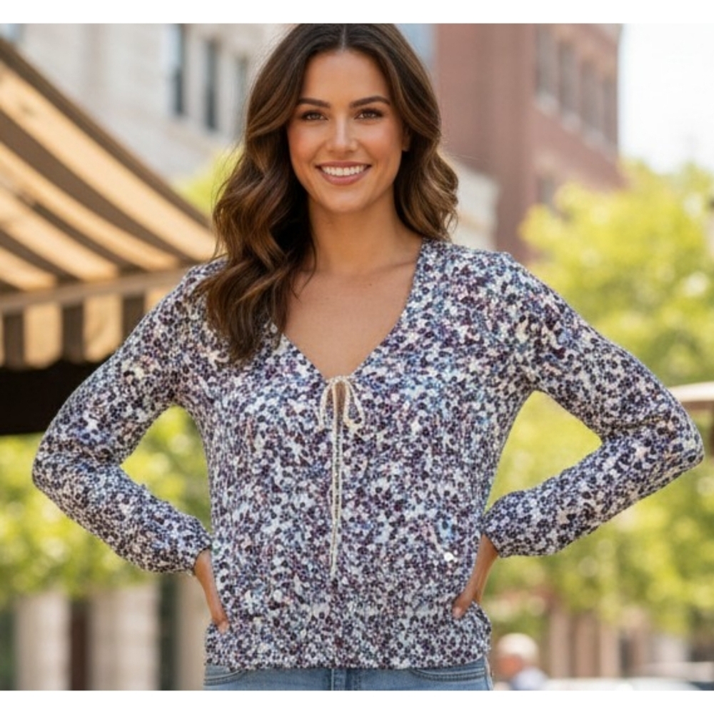 Mossimo Wrap front Floral Blouse Cream Size M